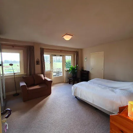 Zonnehuis Unieke Kamers Aan Het Bos - Sauna En Zwembad Aanwezig Bed & Breakfast *