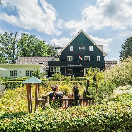 Zonnehuis Unieke Kamers Aan Het Bos - Sauna En Zwembad Aanwezig Bed & Breakfast *