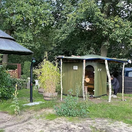 Zonnehuis Unieke Kamers Aan Het Bos - Sauna En Zwembad Aanwezig Bed & Breakfast